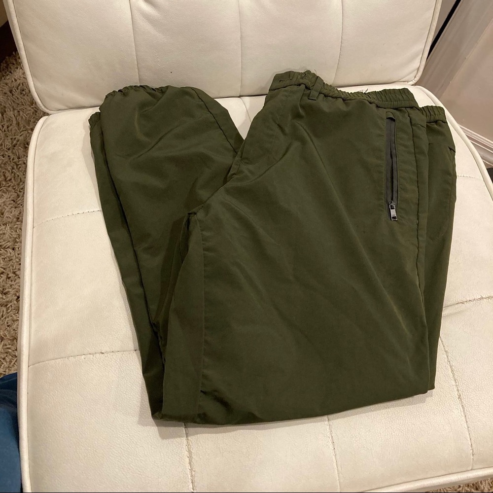 Zara Jogger Pants (Forrest Green, men’s medium)